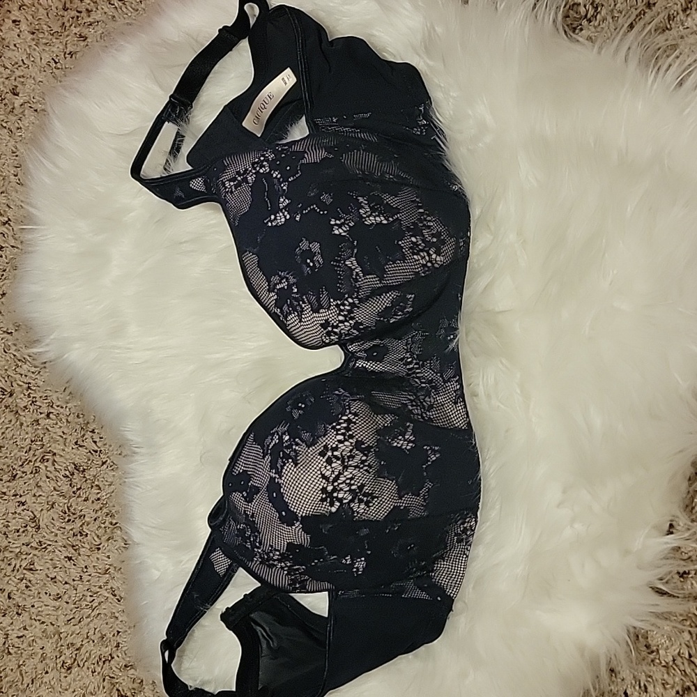 Cacique Bra 36DD